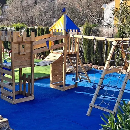 Casa Jardines Del Holiday home